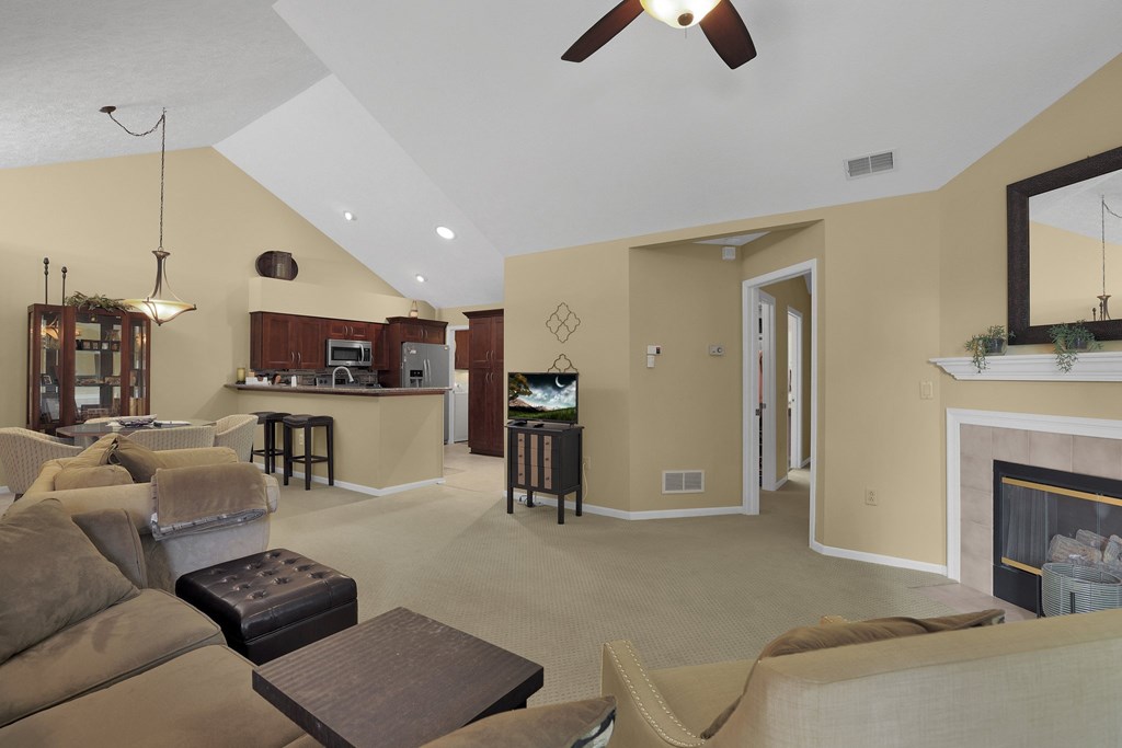 810 Whippoorwill Lane, Mansfield, Ohio 44906, 2 Bedrooms Bedrooms, ,2 BathroomsBathrooms,Residential,For Sale,Whippoorwill Lane,9067273