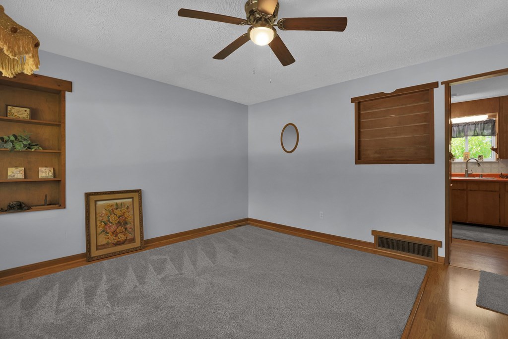 153 Templeton Terrace, Mansfield, Ohio 44904, 2 Bedrooms Bedrooms, ,1 BathroomBathrooms,Residential,For Sale,Templeton Terrace,9067278
