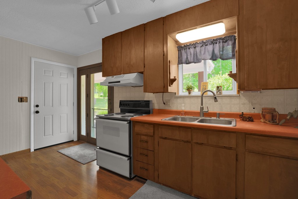 153 Templeton Terrace, Mansfield, Ohio 44904, 2 Bedrooms Bedrooms, ,1 BathroomBathrooms,Residential,For Sale,Templeton Terrace,9067278
