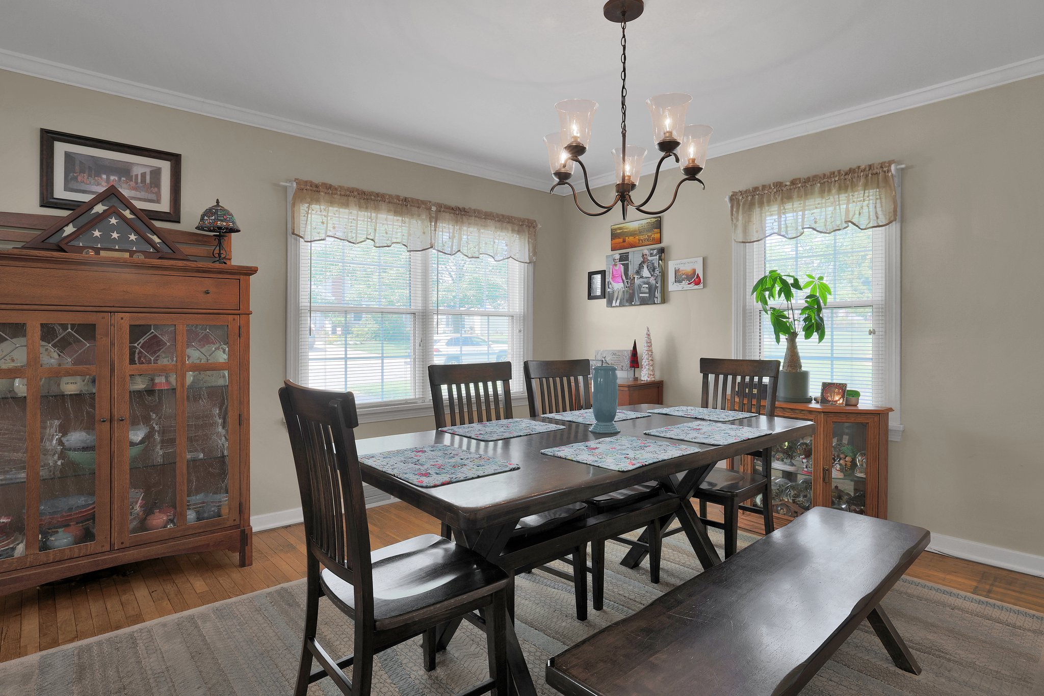 568 Glendale Boulevard, Mansfield, Ohio 44907, 3 Bedrooms Bedrooms, ,1 BathroomBathrooms,Residential,For Sale,Glendale Boulevard,9067284