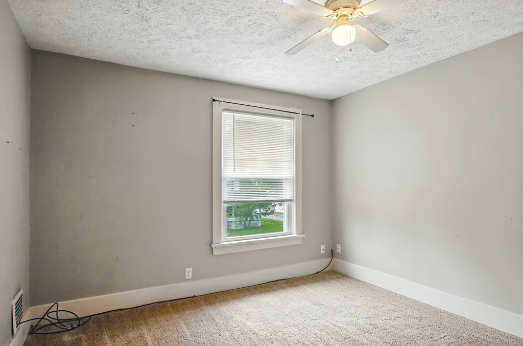 835 Roger Street, Bucyrus, Ohio 44820, 3 Bedrooms Bedrooms, ,1 BathroomBathrooms,Residential,For Sale,Roger Street,9067286