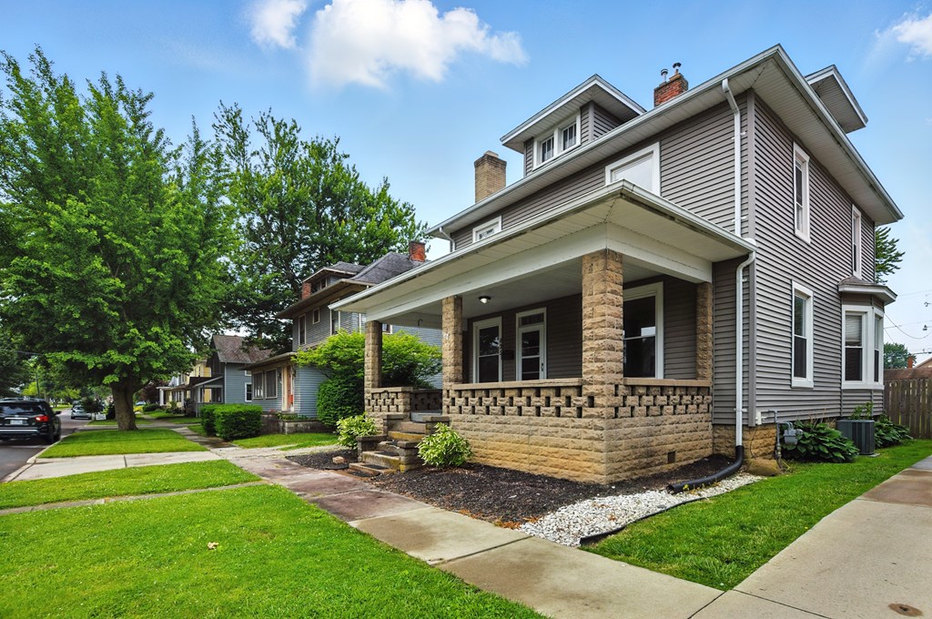 835 Roger Street, Bucyrus, Ohio 44820, 3 Bedrooms Bedrooms, ,1 BathroomBathrooms,Residential,For Sale,Roger Street,9067286