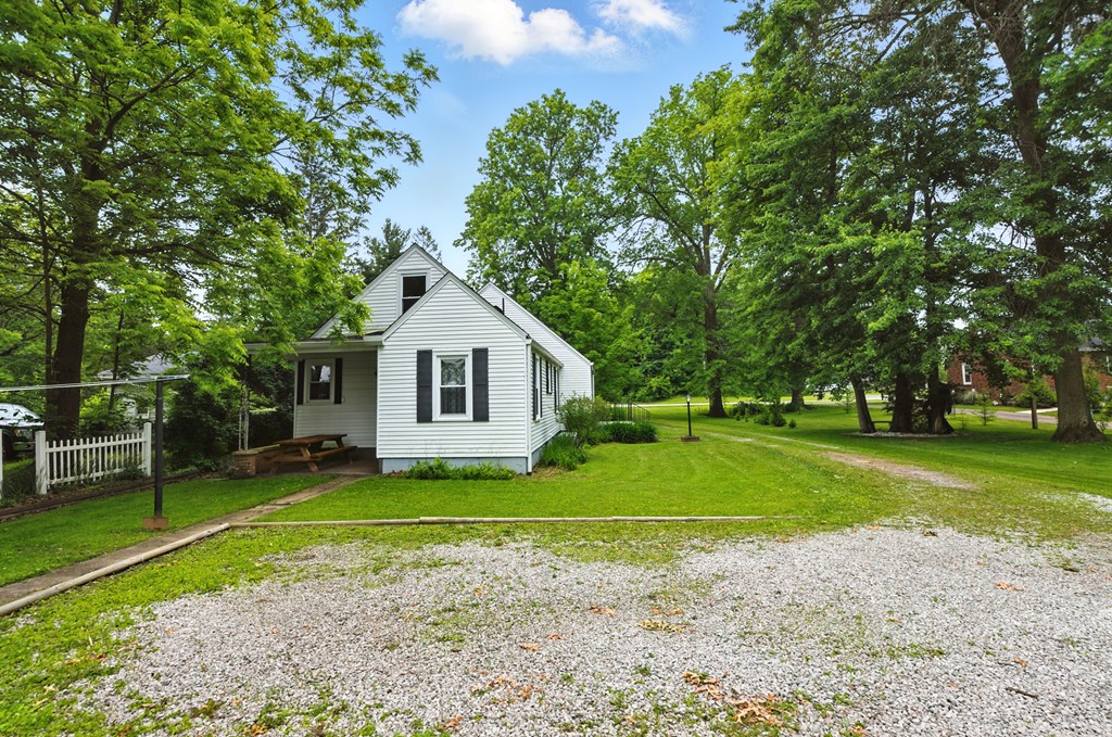 1842 Park Avenue West, Ontario, Ohio 44906, 3 Bedrooms Bedrooms, ,1 BathroomBathrooms,Residential,For Sale,Park Avenue West,9067287
