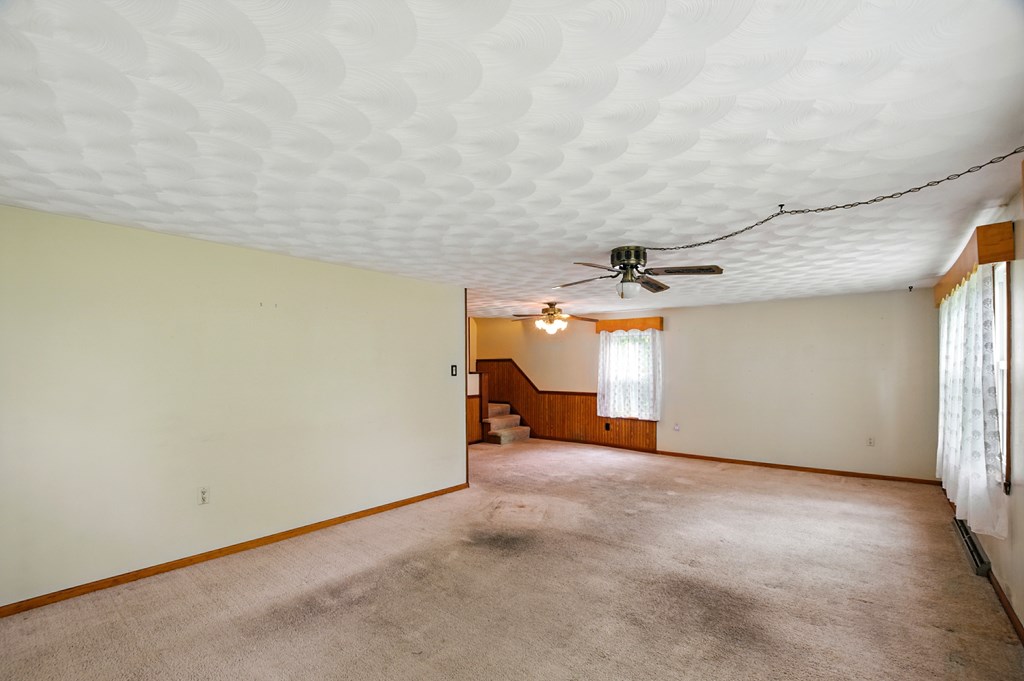 1842 Park Avenue West, Ontario, Ohio 44906, 3 Bedrooms Bedrooms, ,1 BathroomBathrooms,Residential,For Sale,Park Avenue West,9067287