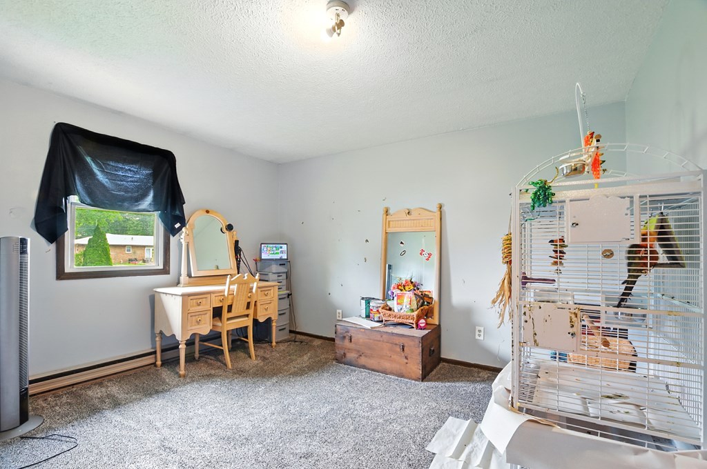1053 Neil Circle North, Mansfield, Ohio 44903, 4 Bedrooms Bedrooms, ,2 BathroomsBathrooms,Residential,For Sale,Neil Circle North,9067289