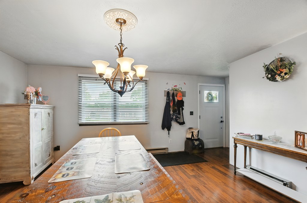 1053 Neil Circle North, Mansfield, Ohio 44903, 4 Bedrooms Bedrooms, ,2 BathroomsBathrooms,Residential,For Sale,Neil Circle North,9067289