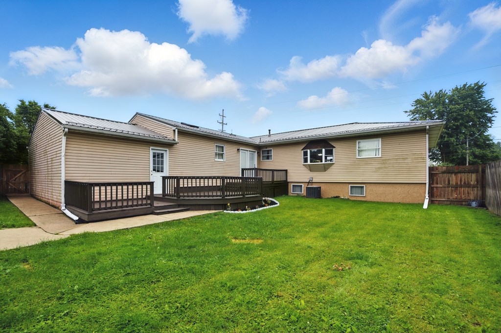 1390 Bellefontaine Avenue, Marion, Ohio 43302, 3 Bedrooms Bedrooms, ,3 BathroomsBathrooms,Residential,For Sale,Bellefontaine Avenue,9067302