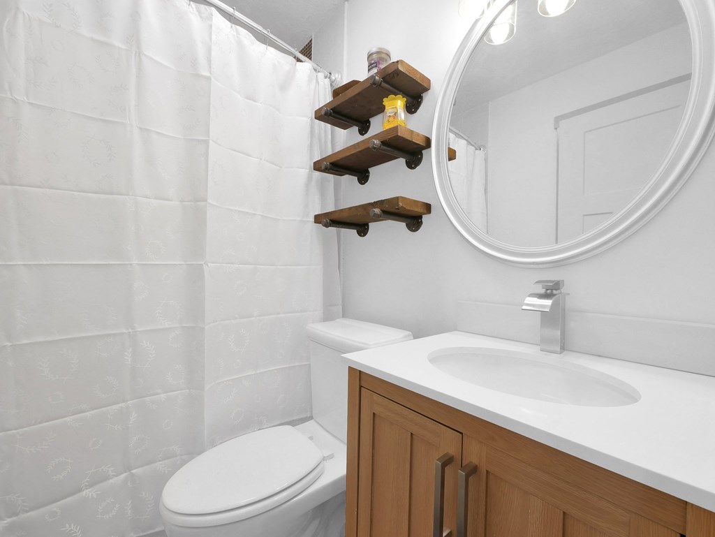 800 S Spring Road, Westerville, Ohio 43081, 5 Bedrooms Bedrooms, ,2 BathroomsBathrooms,Residential,For Sale,Spring Road,9067301