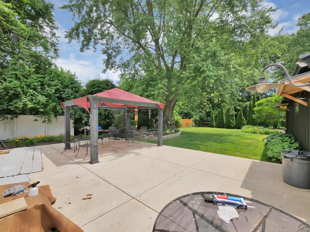 800 S Spring Road, Westerville, Ohio 43081, 5 Bedrooms Bedrooms, ,2 BathroomsBathrooms,Residential,For Sale,Spring Road,9067301