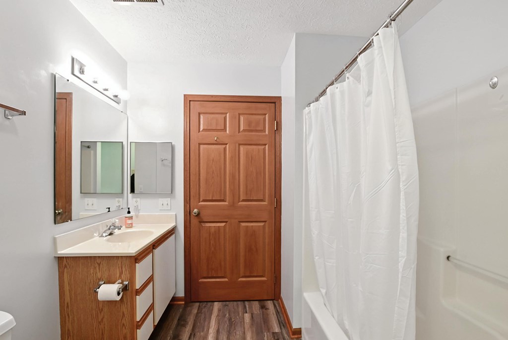 727 Villa Drive, Ontario, Ohio 44906, 2 Bedrooms Bedrooms, ,2 BathroomsBathrooms,Residential,For Sale,Villa Drive,9067311
