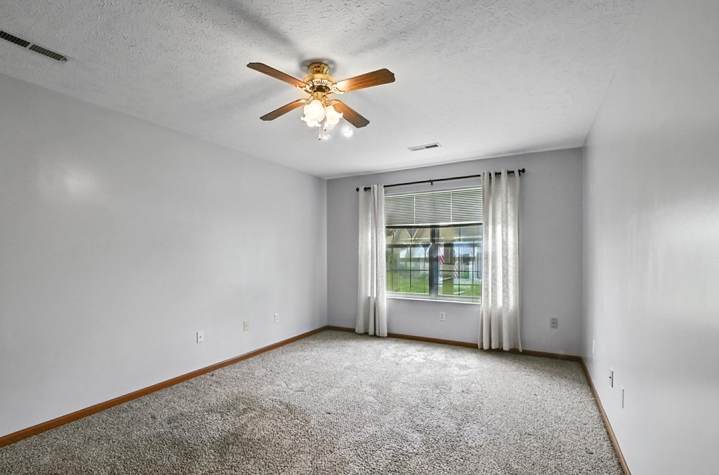 727 Villa Drive, Ontario, Ohio 44906, 2 Bedrooms Bedrooms, ,2 BathroomsBathrooms,Residential,For Sale,Villa Drive,9067311