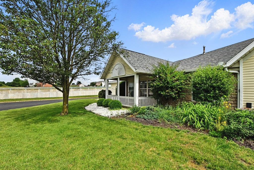 727 Villa Drive, Ontario, Ohio 44906, 2 Bedrooms Bedrooms, ,2 BathroomsBathrooms,Residential,For Sale,Villa Drive,9067311