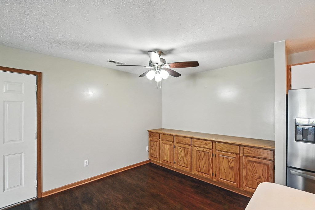 727 Villa Drive, Ontario, Ohio 44906, 2 Bedrooms Bedrooms, ,2 BathroomsBathrooms,Residential,For Sale,Villa Drive,9067311