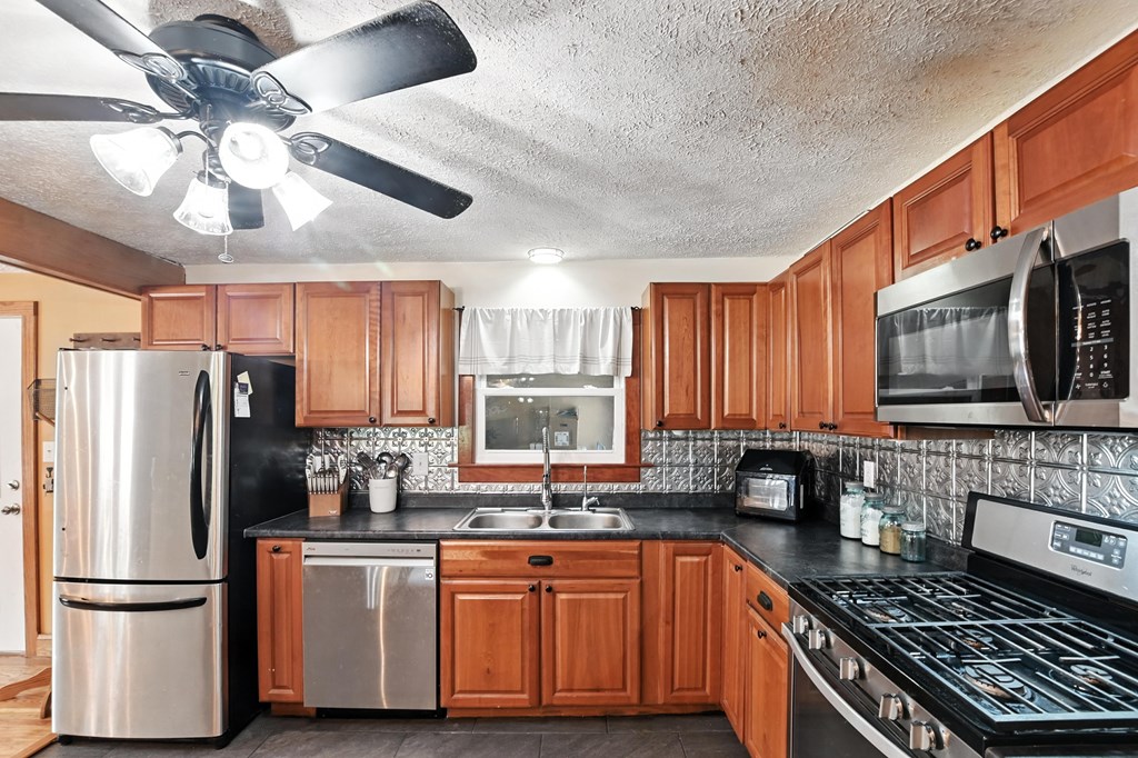 4544 Hook Road, Crestline, Ohio 44827, 4 Bedrooms Bedrooms, ,2 BathroomsBathrooms,Residential,For Sale,Hook Road,9067323