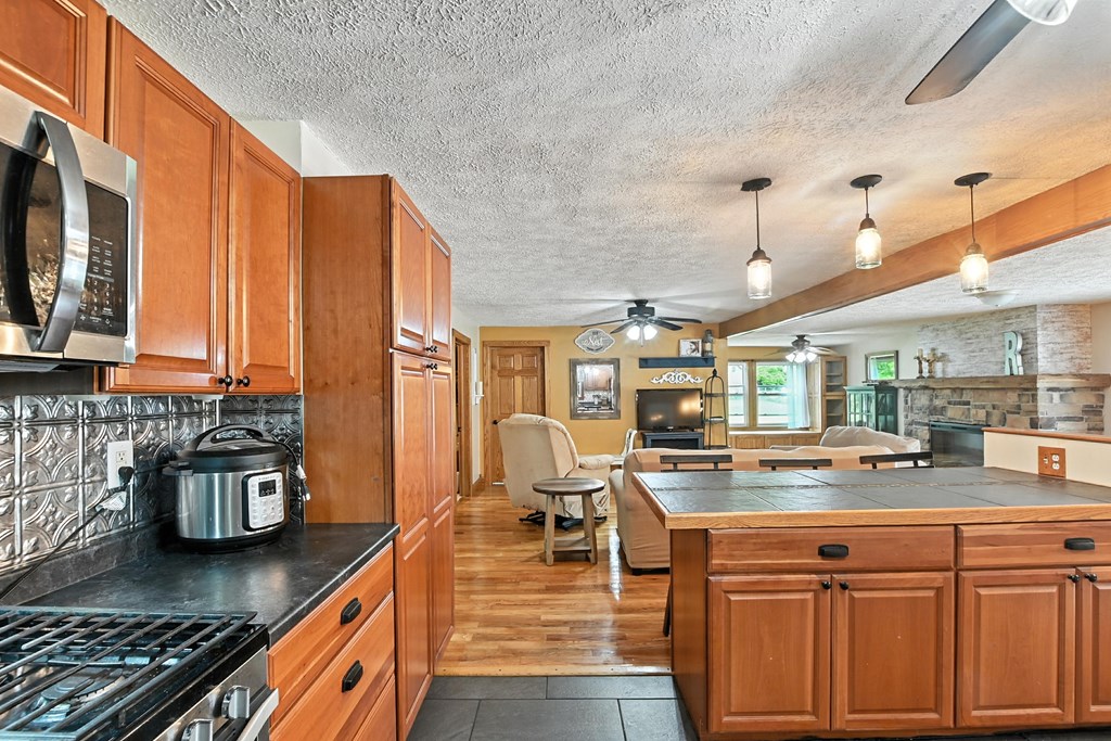 4544 Hook Road, Crestline, Ohio 44827, 4 Bedrooms Bedrooms, ,2 BathroomsBathrooms,Residential,For Sale,Hook Road,9067323