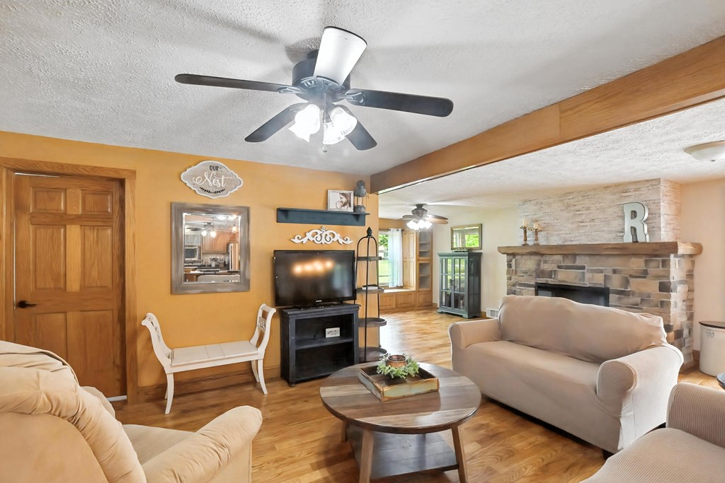 4544 Hook Road, Crestline, Ohio 44827, 4 Bedrooms Bedrooms, ,2 BathroomsBathrooms,Residential,For Sale,Hook Road,9067323