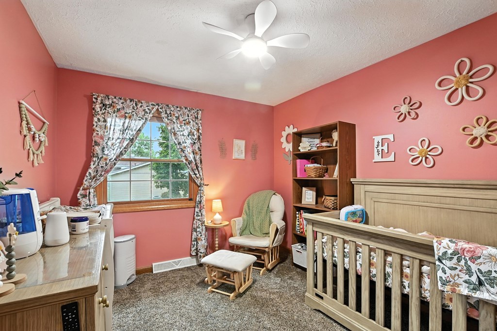 290 Oxford Road, Lexington, Ohio 44904, 3 Bedrooms Bedrooms, ,1 BathroomBathrooms,Residential,For Sale,Oxford Road,9067345