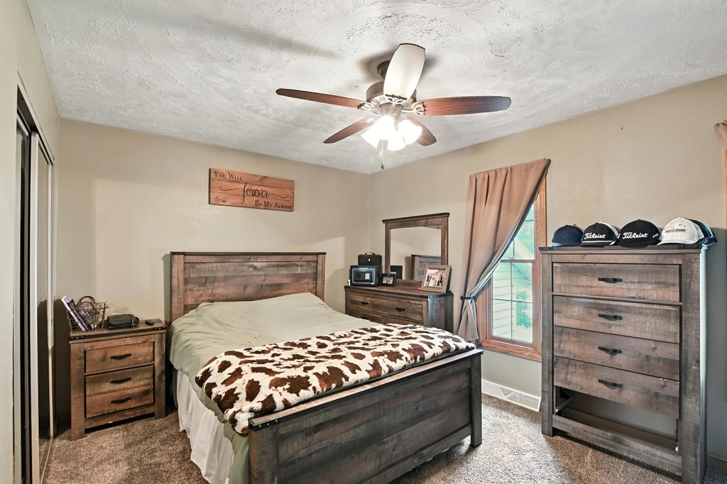 290 Oxford Road, Lexington, Ohio 44904, 3 Bedrooms Bedrooms, ,1 BathroomBathrooms,Residential,For Sale,Oxford Road,9067345