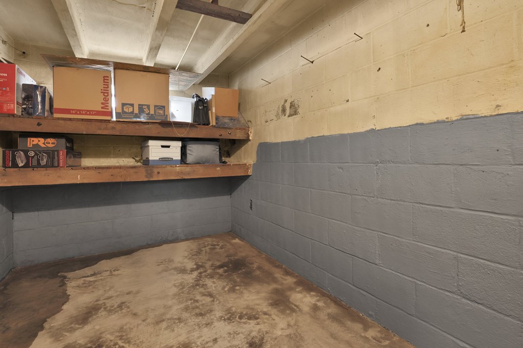 283 Reform Street, Mansfield, Ohio 44902, 2 Bedrooms Bedrooms, ,1 BathroomBathrooms,Residential,For Sale,Reform Street,9067359