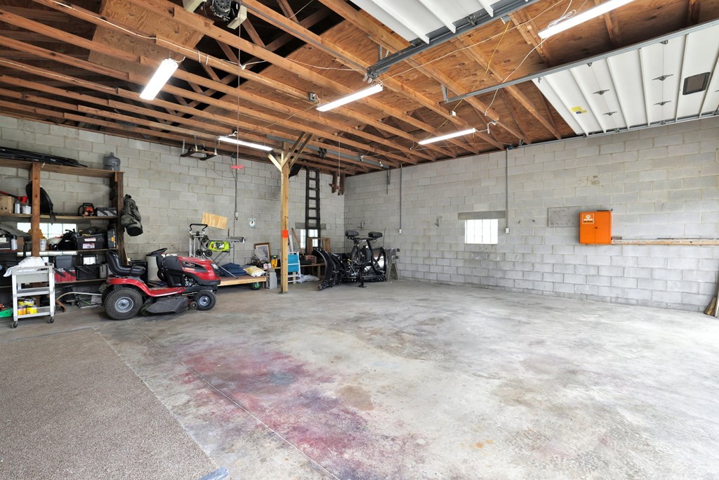 283 Reform Street, Mansfield, Ohio 44902, 2 Bedrooms Bedrooms, ,1 BathroomBathrooms,Residential,For Sale,Reform Street,9067359