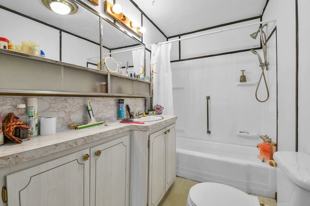 1032 Dawsett Avenue, Galion, Ohio 44833, 3 Bedrooms Bedrooms, ,1 BathroomBathrooms,Residential,For Sale,Dawsett Avenue,9066384
