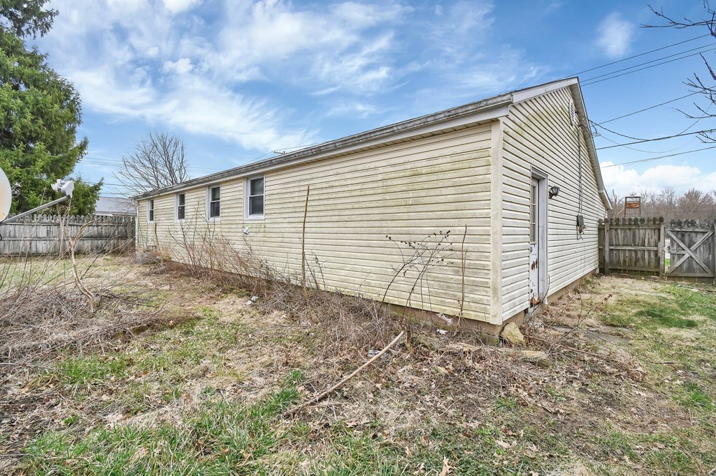 1032 Dawsett Avenue, Galion, Ohio 44833, 3 Bedrooms Bedrooms, ,1 BathroomBathrooms,Residential,For Sale,Dawsett Avenue,9066384