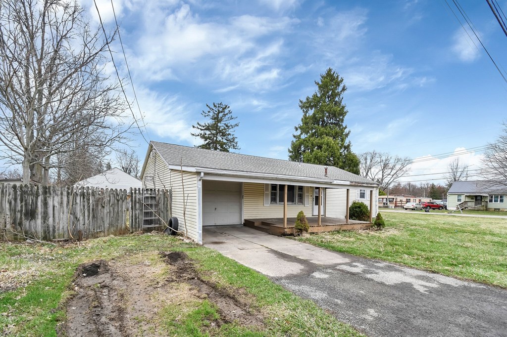 1032 Dawsett Avenue, Galion, Ohio 44833, 3 Bedrooms Bedrooms, ,1 BathroomBathrooms,Residential,For Sale,Dawsett Avenue,9066384