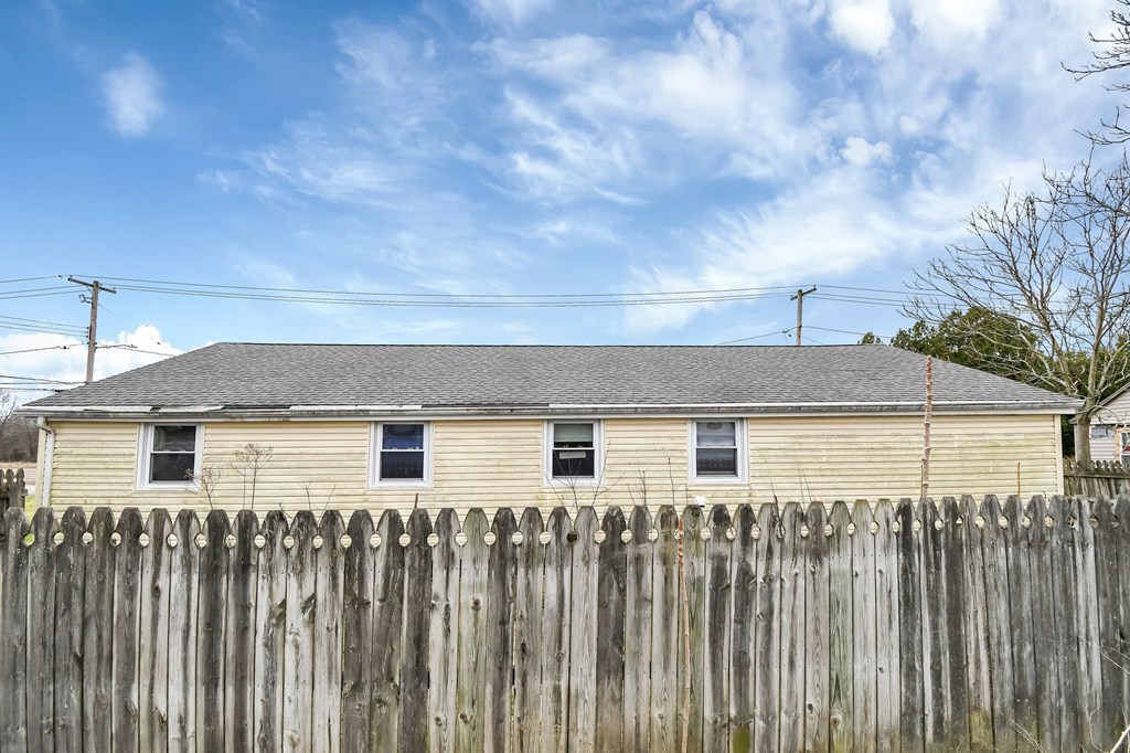 1032 Dawsett Avenue, Galion, Ohio 44833, 3 Bedrooms Bedrooms, ,1 BathroomBathrooms,Residential,For Sale,Dawsett Avenue,9066384