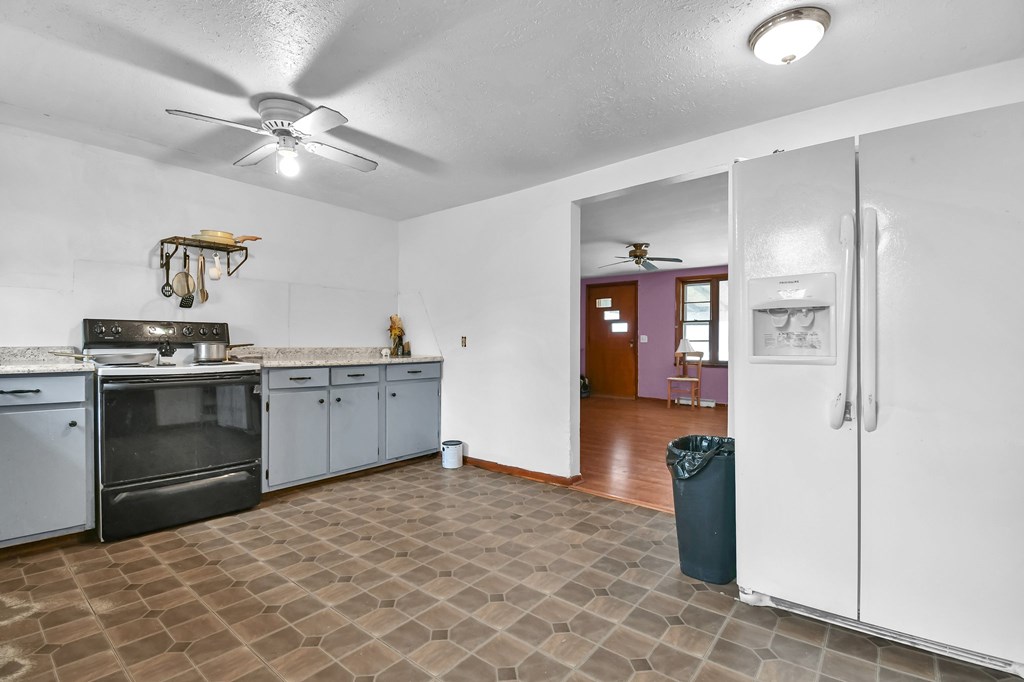 1032 Dawsett Avenue, Galion, Ohio 44833, 3 Bedrooms Bedrooms, ,1 BathroomBathrooms,Residential,For Sale,Dawsett Avenue,9066384