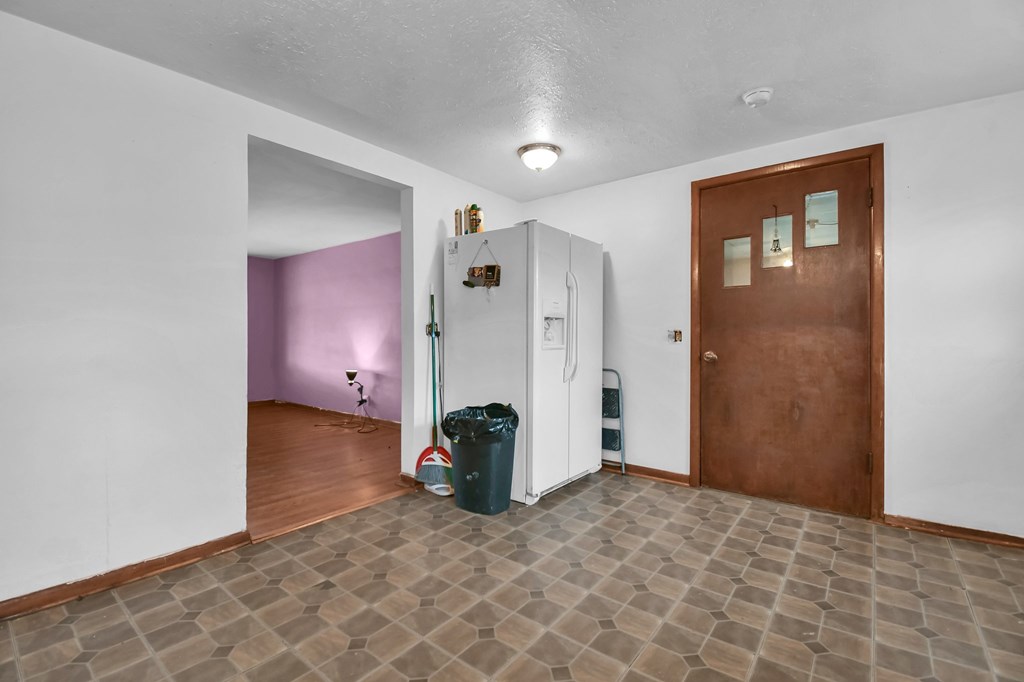 1032 Dawsett Avenue, Galion, Ohio 44833, 3 Bedrooms Bedrooms, ,1 BathroomBathrooms,Residential,For Sale,Dawsett Avenue,9066384
