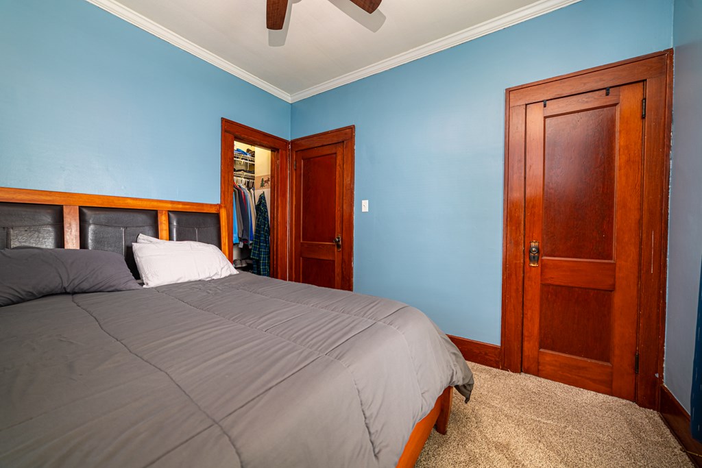 13 E Jefferson Street, Shelby, Ohio 44875, 2 Bedrooms Bedrooms, ,1 BathroomBathrooms,Residential,For Sale,Jefferson Street,9067373