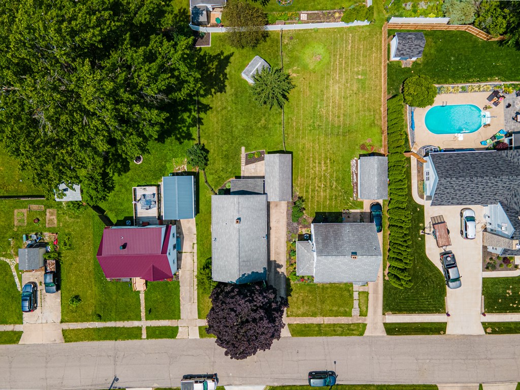 13 E Jefferson Street, Shelby, Ohio 44875, 2 Bedrooms Bedrooms, ,1 BathroomBathrooms,Residential,For Sale,Jefferson Street,9067373