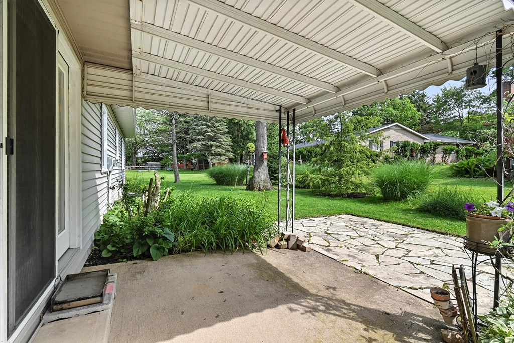 655 Sequoia Lane, Mansfield, Ohio 44904, 3 Bedrooms Bedrooms, ,2 BathroomsBathrooms,Residential,For Sale,Sequoia Lane,9067372