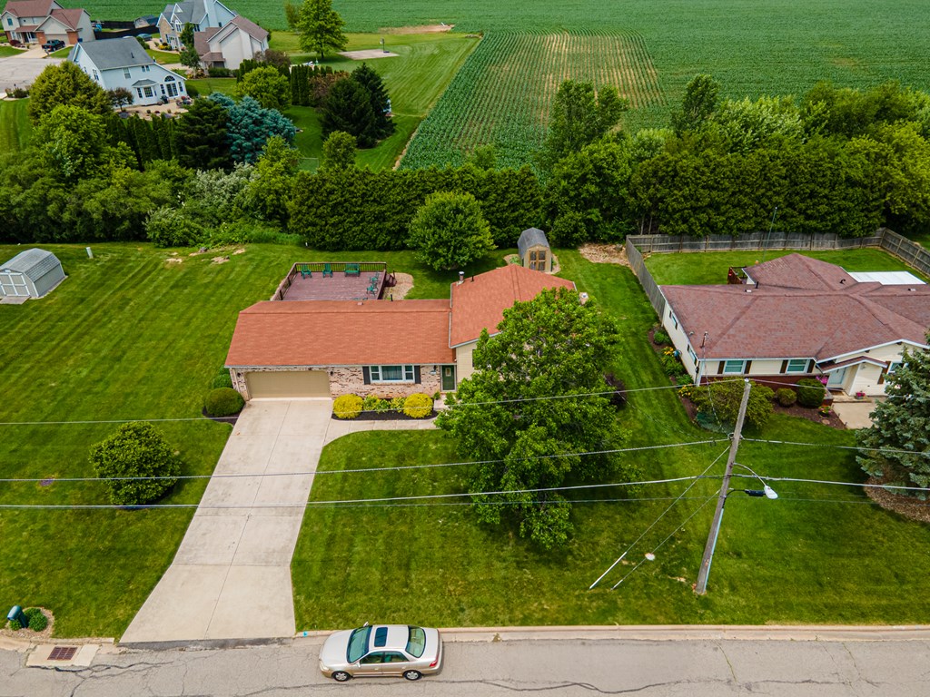 221 Joelynn Drive, Shelby, Ohio 44875, 3 Bedrooms Bedrooms, ,2 BathroomsBathrooms,Residential,For Sale,Joelynn Drive,9067375