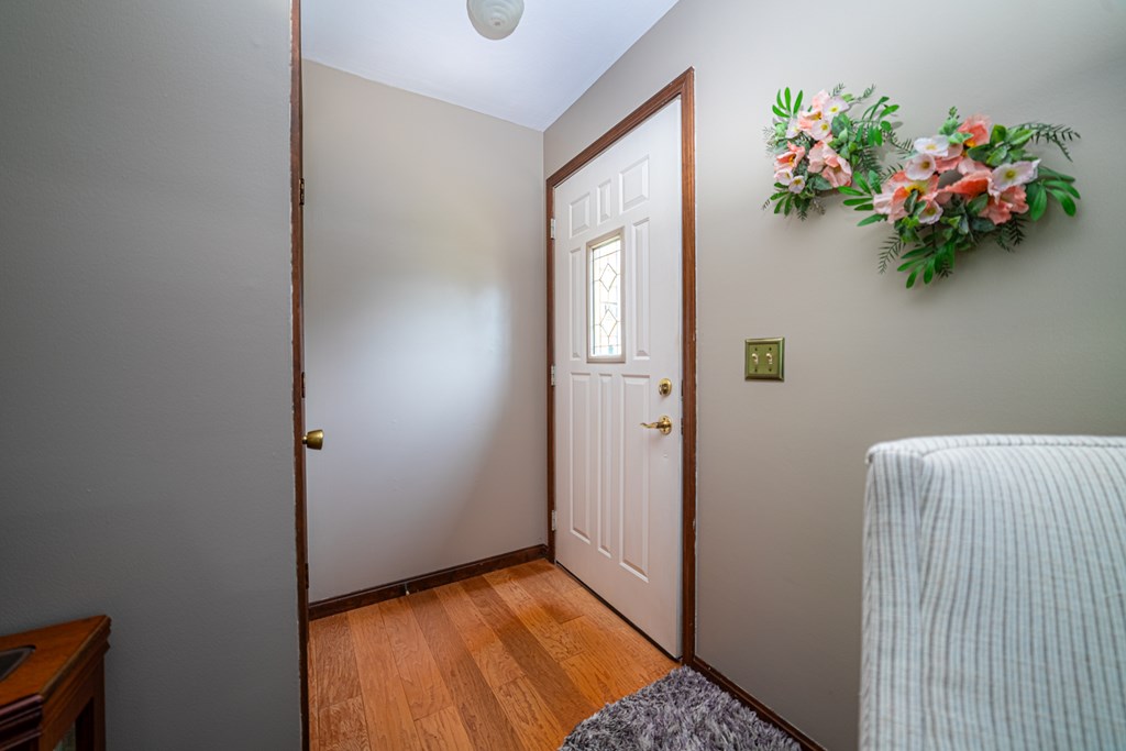 221 Joelynn Drive, Shelby, Ohio 44875, 3 Bedrooms Bedrooms, ,2 BathroomsBathrooms,Residential,For Sale,Joelynn Drive,9067375