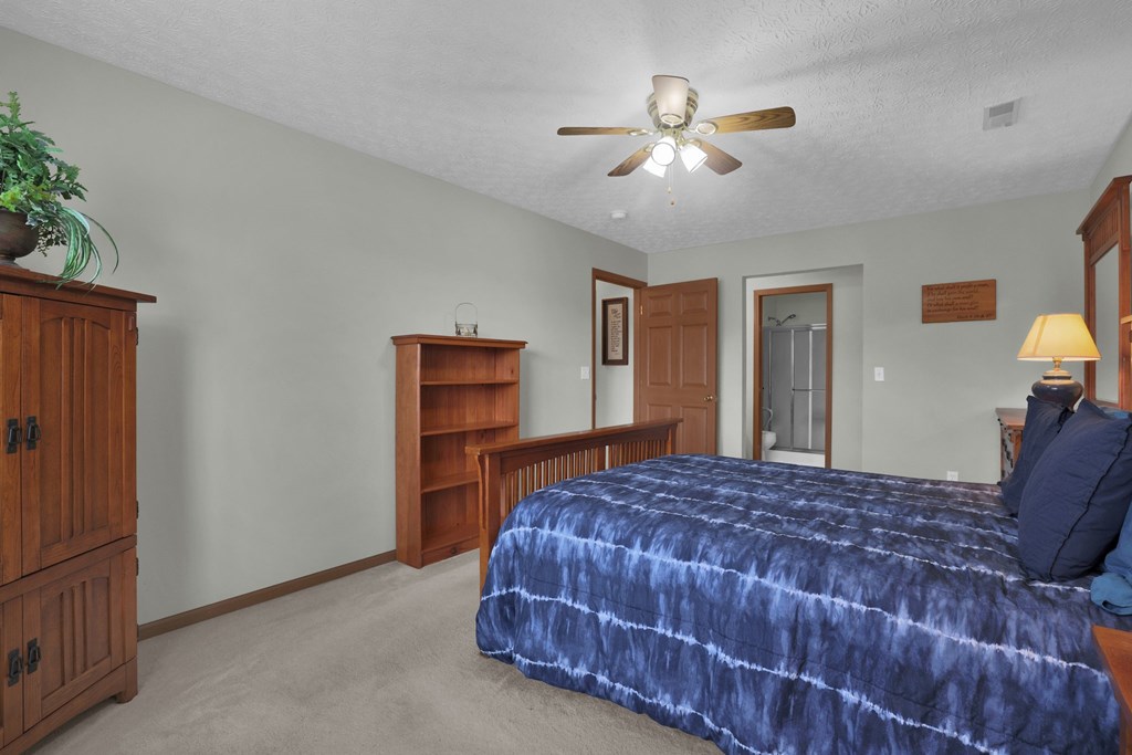 648 Villa Drive, Ontario, Ohio 44906, 2 Bedrooms Bedrooms, ,2 BathroomsBathrooms,Residential,For Sale,Villa Drive,9067413