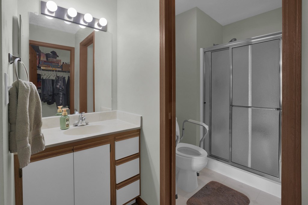 648 Villa Drive, Ontario, Ohio 44906, 2 Bedrooms Bedrooms, ,2 BathroomsBathrooms,Residential,For Sale,Villa Drive,9067413