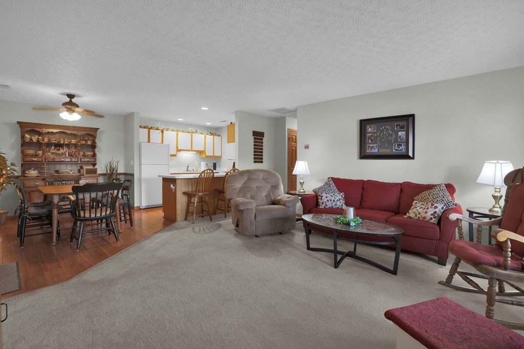 648 Villa Drive, Ontario, Ohio 44906, 2 Bedrooms Bedrooms, ,2 BathroomsBathrooms,Residential,For Sale,Villa Drive,9067413