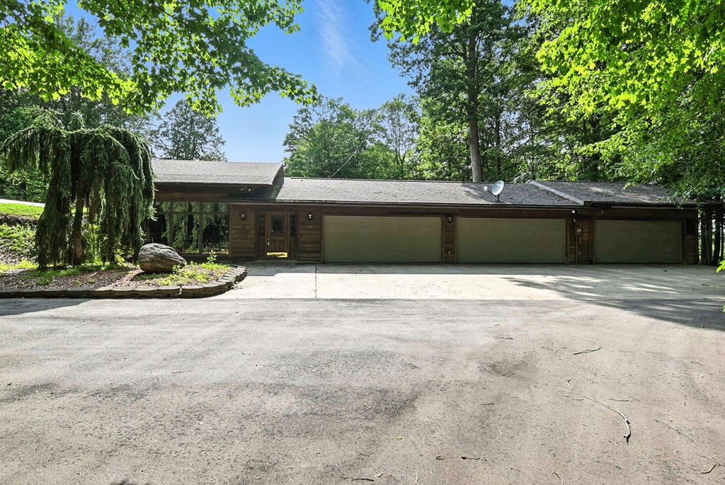 1374 Nevada Wynford Road, Bucyrus, Ohio 44820, 3 Bedrooms Bedrooms, ,2 BathroomsBathrooms,Residential,For Sale,Nevada Wynford Road,9067439