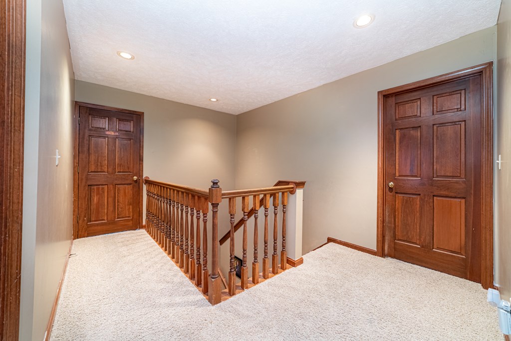 550 Dirlam Lane, Mansfield, Ohio 44904, 4 Bedrooms Bedrooms, ,2 BathroomsBathrooms,Residential,For Sale,Dirlam Lane,9067441