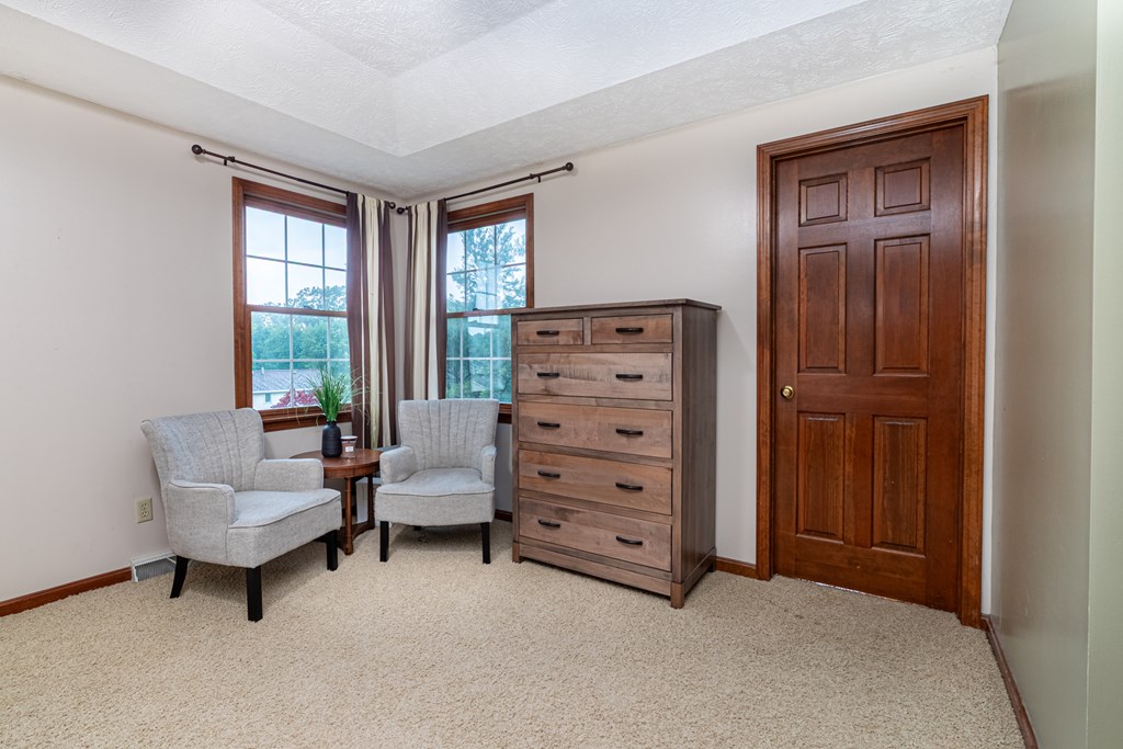 550 Dirlam Lane, Mansfield, Ohio 44904, 4 Bedrooms Bedrooms, ,2 BathroomsBathrooms,Residential,For Sale,Dirlam Lane,9067441