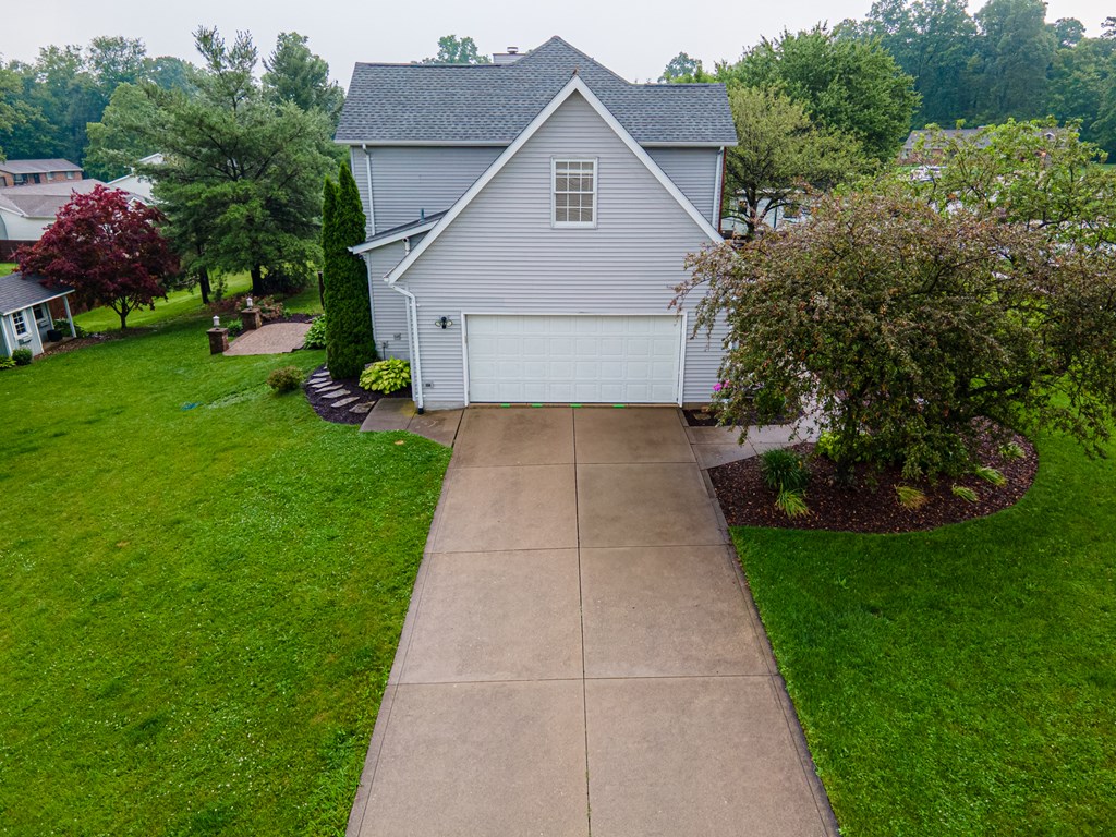 550 Dirlam Lane, Mansfield, Ohio 44904, 4 Bedrooms Bedrooms, ,2 BathroomsBathrooms,Residential,For Sale,Dirlam Lane,9067441