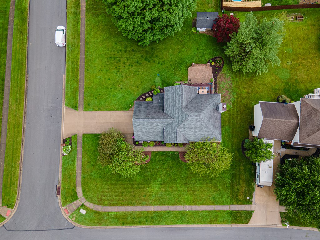 550 Dirlam Lane, Mansfield, Ohio 44904, 4 Bedrooms Bedrooms, ,2 BathroomsBathrooms,Residential,For Sale,Dirlam Lane,9067441