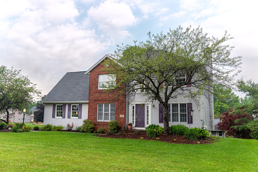 550 Dirlam Lane, Mansfield, Ohio 44904, 4 Bedrooms Bedrooms, ,2 BathroomsBathrooms,Residential,For Sale,Dirlam Lane,9067441
