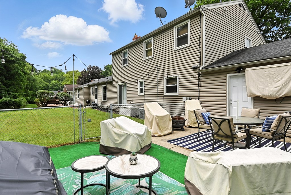 1367 -1369 Wilging Drive, Mansfield, Ohio 44907, 5 Bedrooms Bedrooms, ,Residential Income,For Sale,-1369 Wilging Drive,9067442