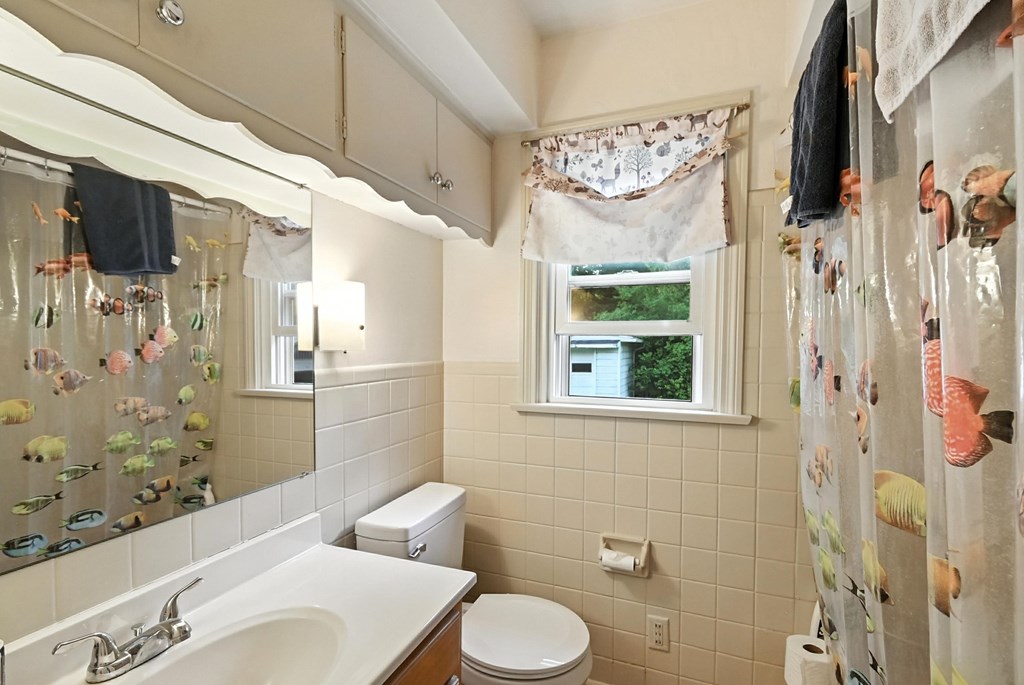 1367 -1369 Wilging Drive, Mansfield, Ohio 44907, 5 Bedrooms Bedrooms, ,Residential Income,For Sale,-1369 Wilging Drive,9067442