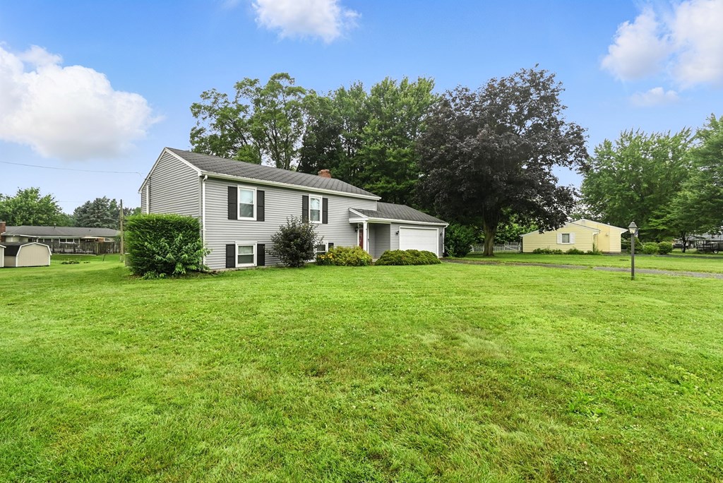 805 Haymond Dr, Galion, Ohio 44833, 3 Bedrooms Bedrooms, ,1 BathroomBathrooms,Residential,For Sale,Haymond Dr,9067472