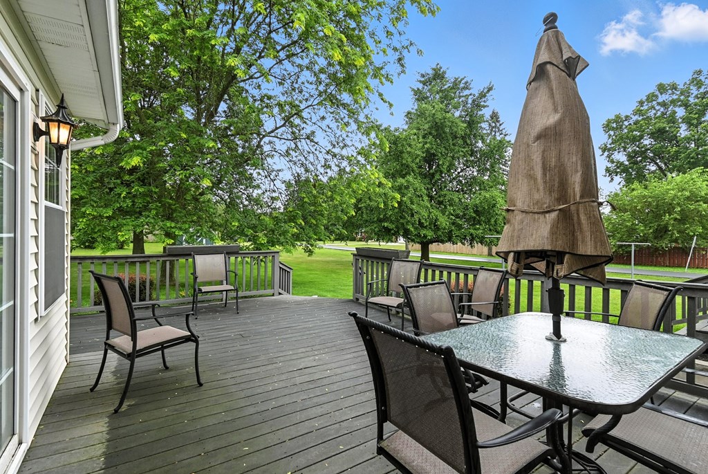1400 N Washington N Road, Mansfield, Ohio 44903, 4 Bedrooms Bedrooms, ,2 BathroomsBathrooms,Residential,For Sale,Washington N Road,9067473