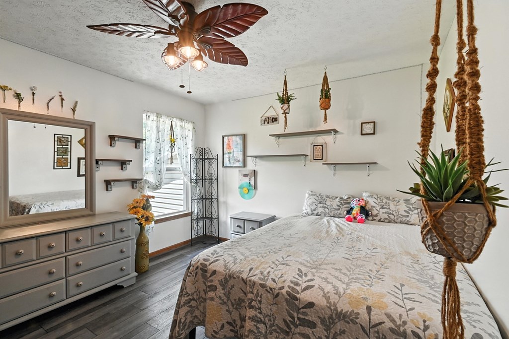 1953 Teakwood Drive, Ontario, Ohio 44906, 3 Bedrooms Bedrooms, ,2 BathroomsBathrooms,Residential,For Sale,Teakwood Drive,9067474