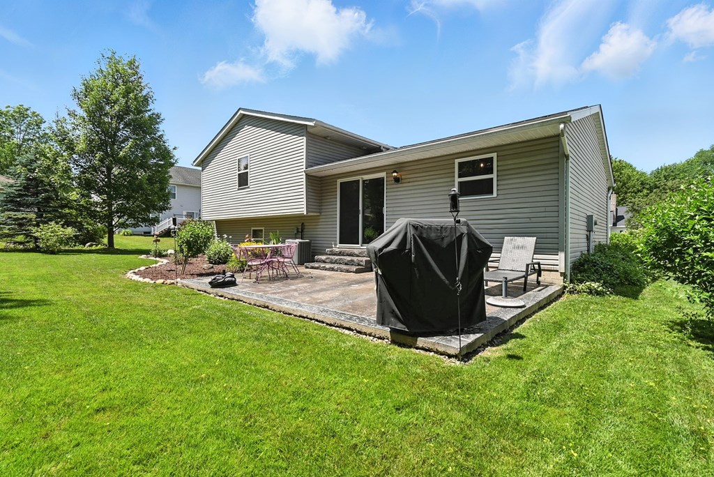 1953 Teakwood Drive, Ontario, Ohio 44906, 3 Bedrooms Bedrooms, ,2 BathroomsBathrooms,Residential,For Sale,Teakwood Drive,9067474